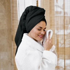 Everest Small Bath Towel Lifestyle Image
